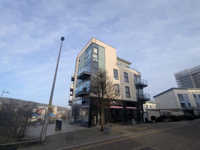 Property photo 1 of 12 Front Picture