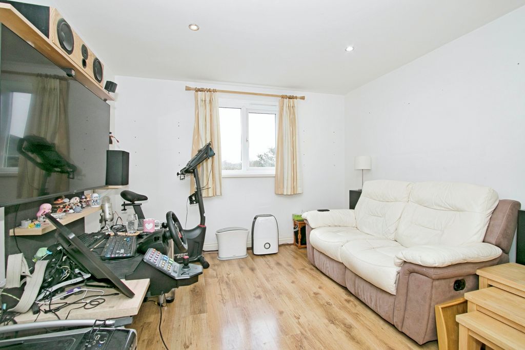 Property photo 3 of 12 Photography