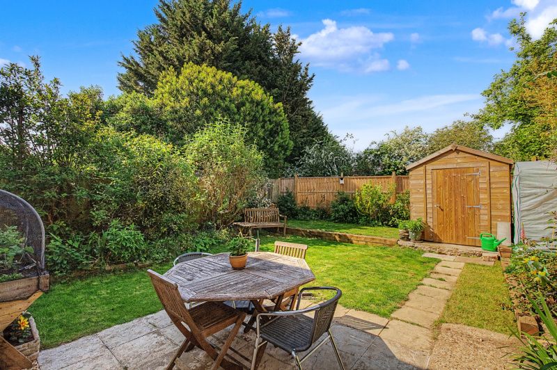 Property photo 3 of 14 Garden