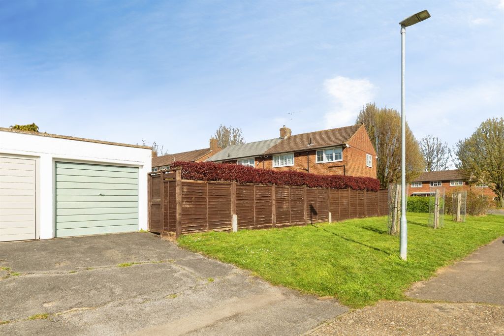 Property photo 2 of 14