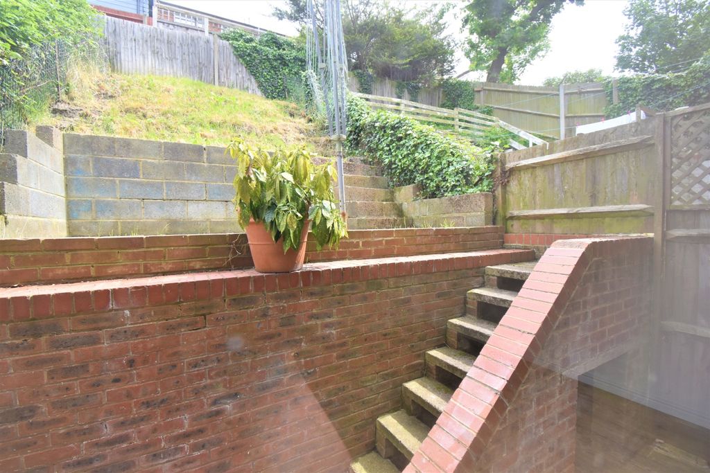 Property photo 2 of 7 Dsc_0641