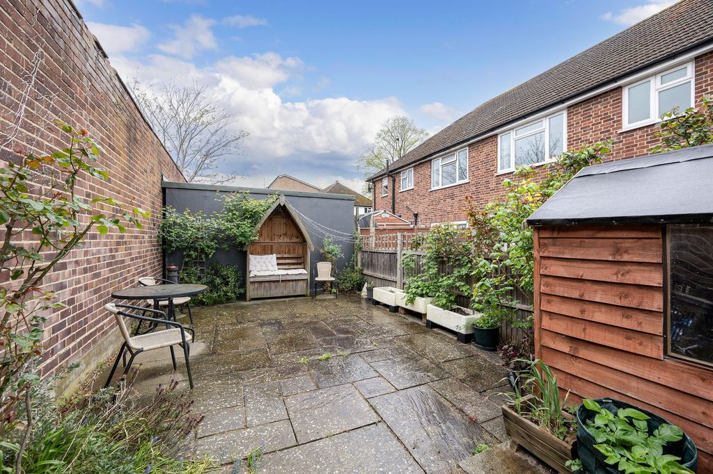 Property photo 3 of 8