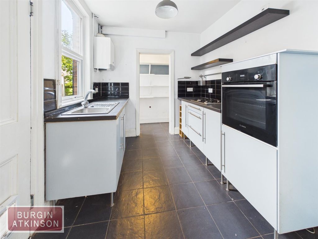Property photo 3 of 23 Cam01619G0-Pr0224-Still016.Jpg