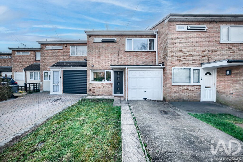 Property photo 1 of 23