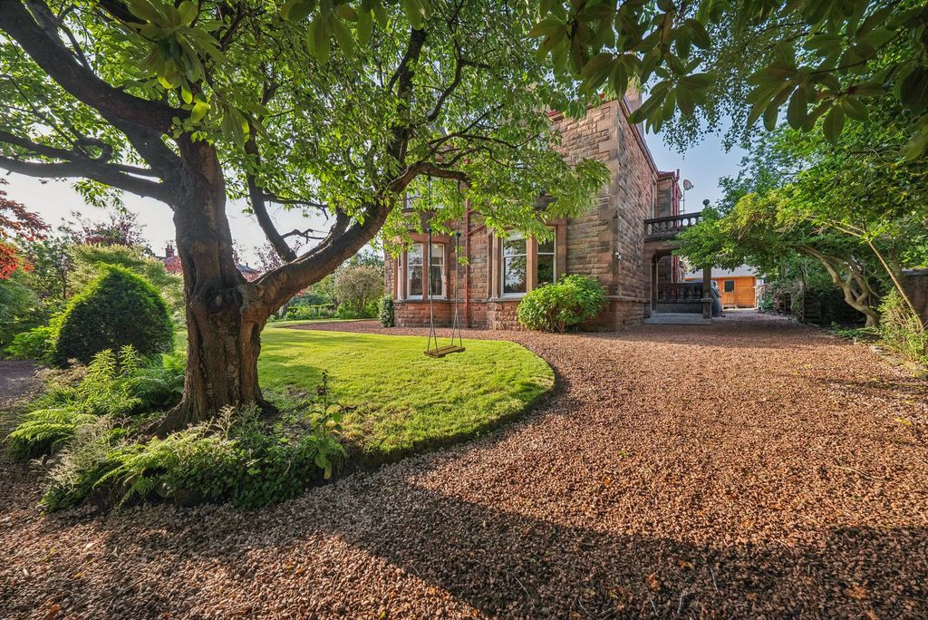 Additional image 39 of 5 bed detached house for sale17 Monreith Road, Newlands, Glasgow G43