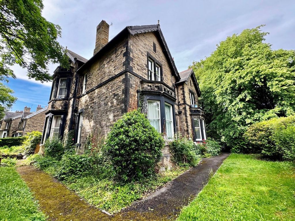 Property photo 1 of 12 Picture No. 16