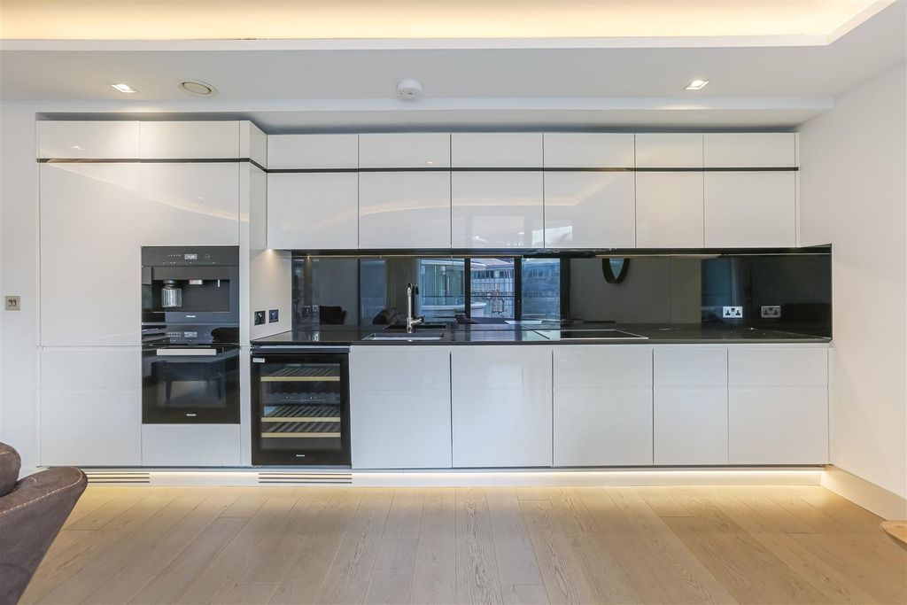 Property photo 2 of 13 3.Jpg