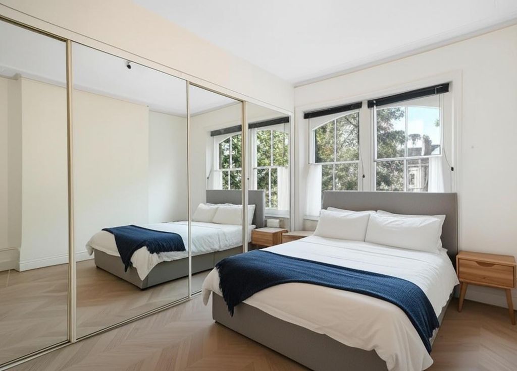 Property photo 1 of 3