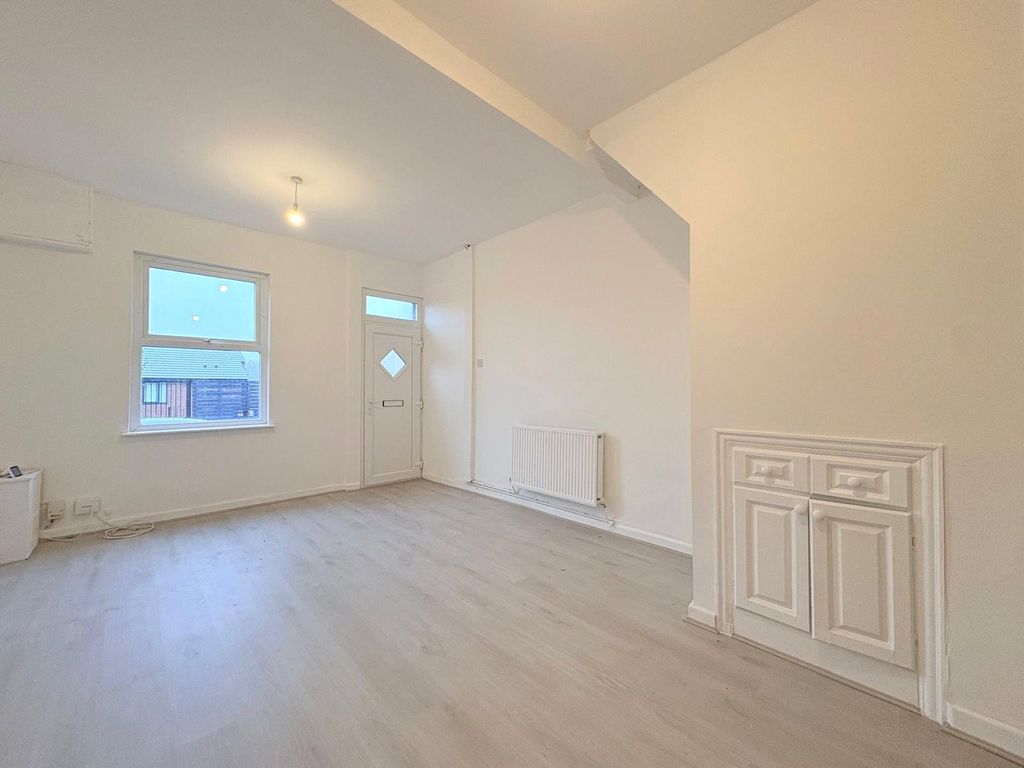 Property photo 2 of 6 Picture No. 04