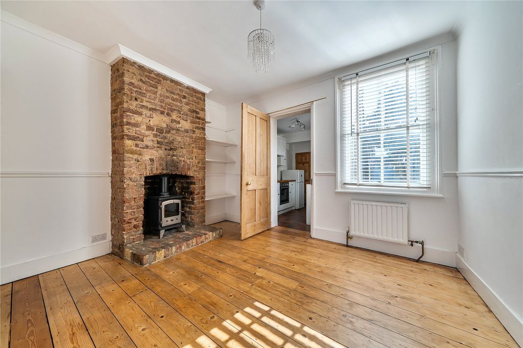 Property photo 2 of 30 Picture No. 14