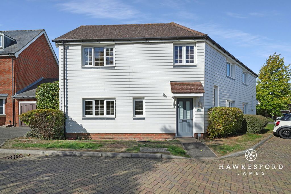Property photo 1 of 19 Marjoram Drive, Sittingbourne - Front