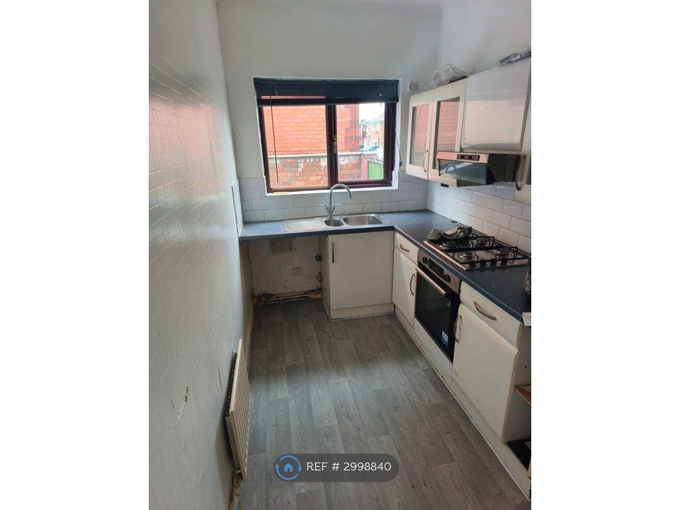 Property photo 1 of 2