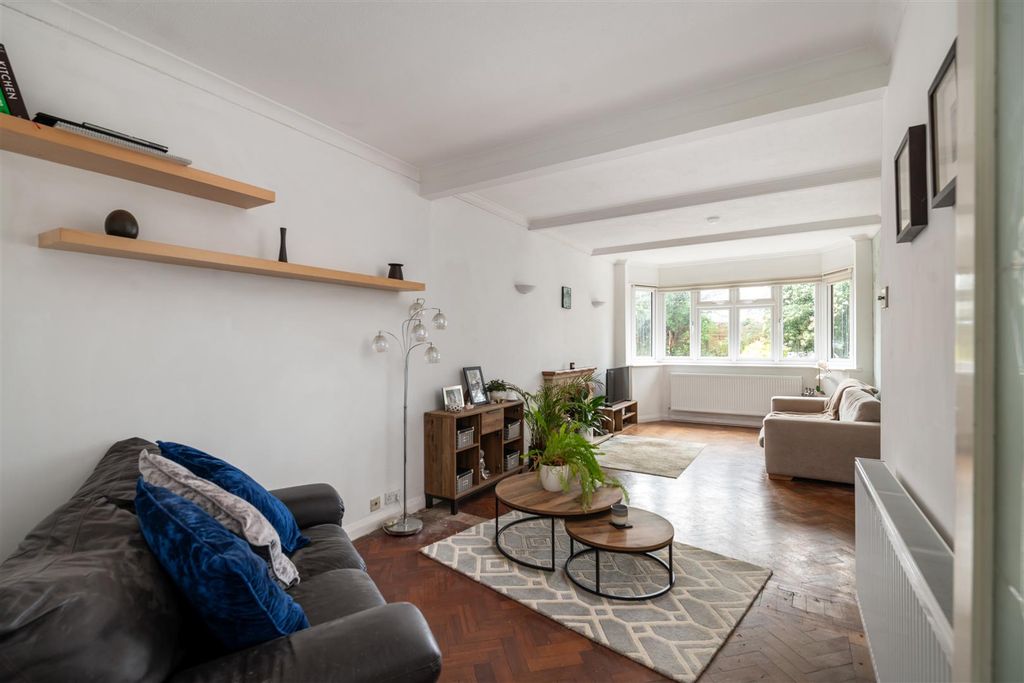 Property photo 2 of 24