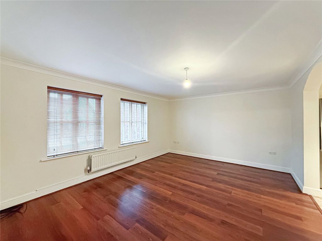 Property photo 2 of 7 Picture No. 06