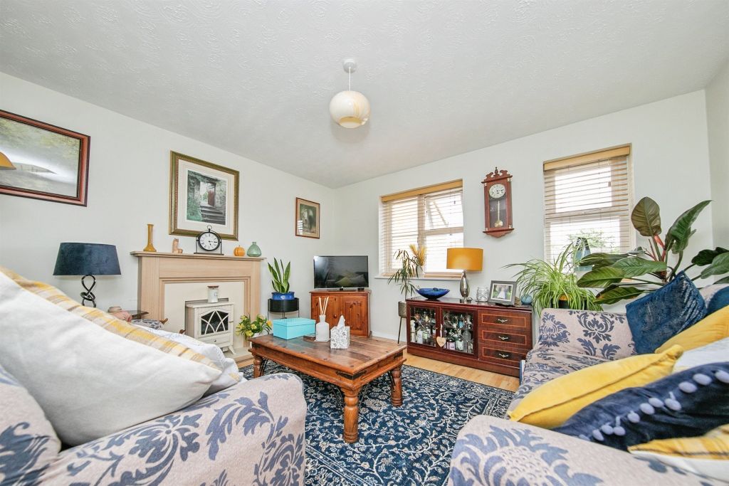 Property photo 3 of 8