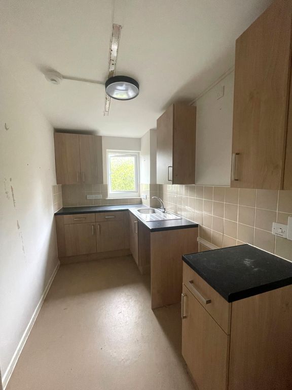 Property photo 3 of 4