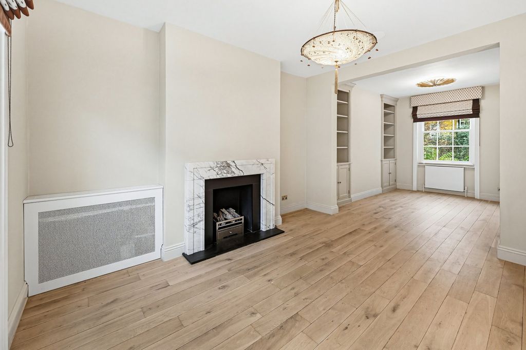 Property photo 2 of 18 Reception Room