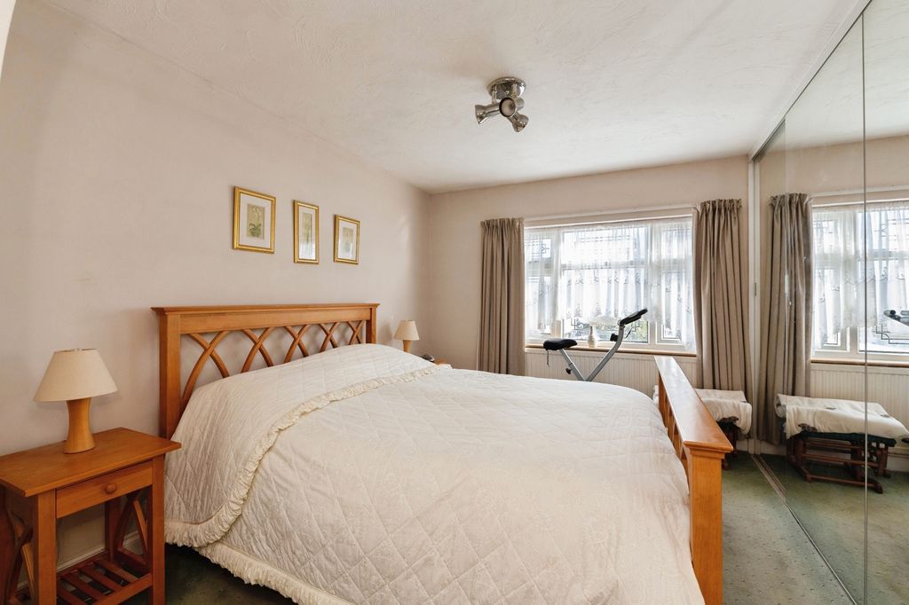 Property photo 3 of 20 Pbox-Img.Jpg