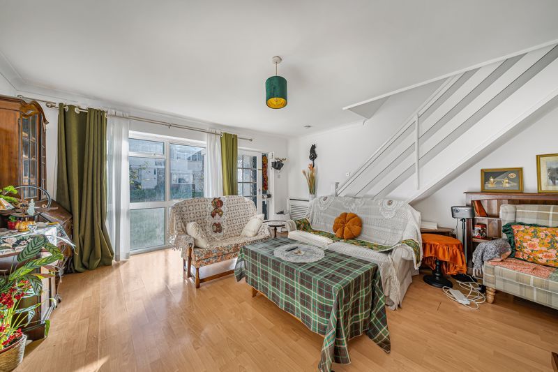 Property photo 2 of 15 Reception