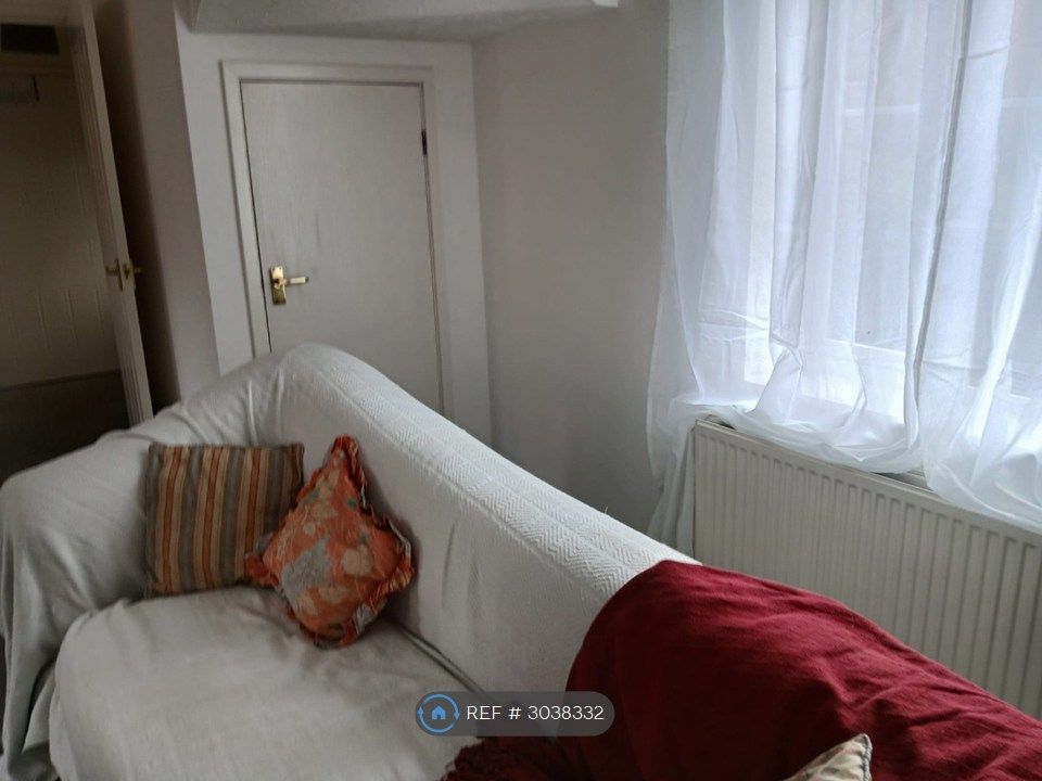 Property photo 3 of 30
