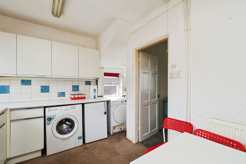 Property photo 2 of 17 Pbox-Img.Jpg