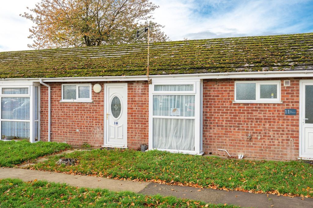 Property photo 1 of 17