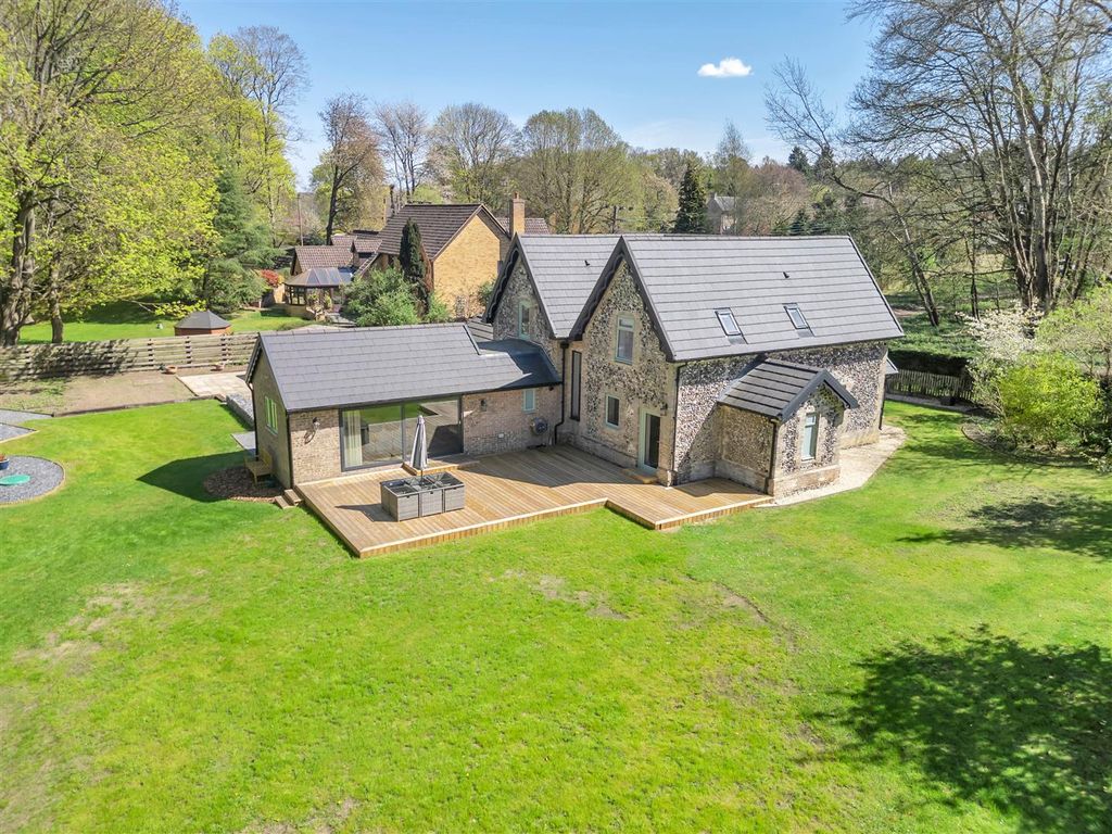 Property photo 2 of 41 Dji_0019.Jpg