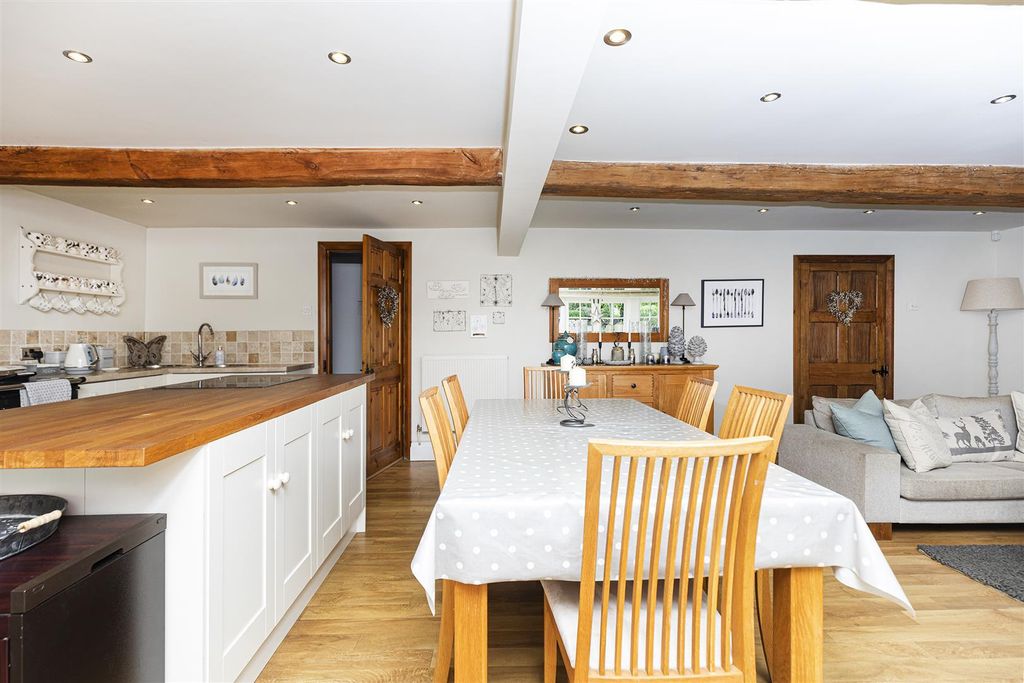 Additional image 16 of 4 bed cottage for saleGawthorpe Green Lane, Lepton, Huddersfield HD5