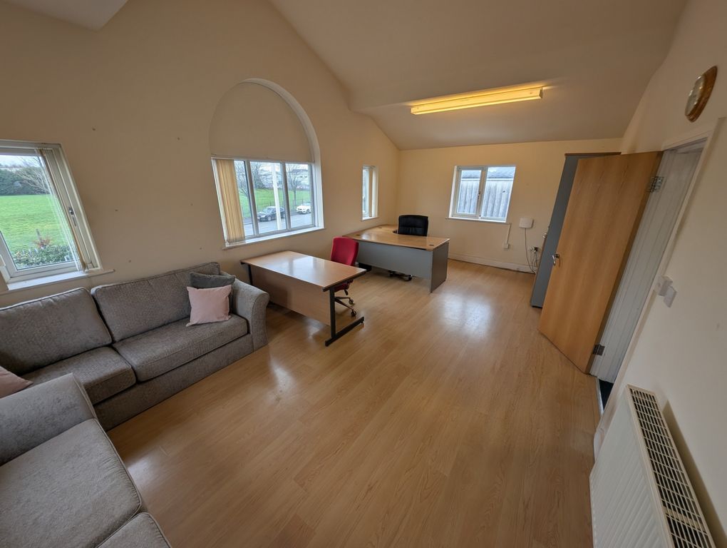 Property photo 2 of 19 Photo 2