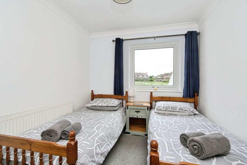 Additional image 10 of 2 bed flat for saleDeganwy Beach, Deganwy, Conwy LL31