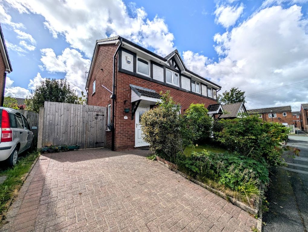 Property photo 1 of 17