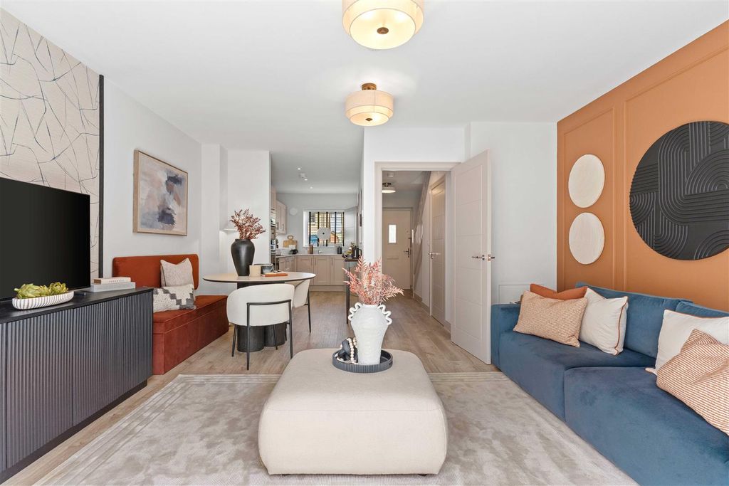 Property photo 1 of 34 1