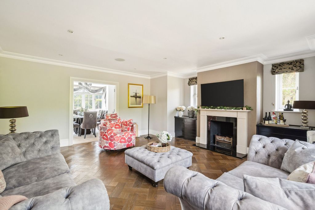 Property photo 3 of 30