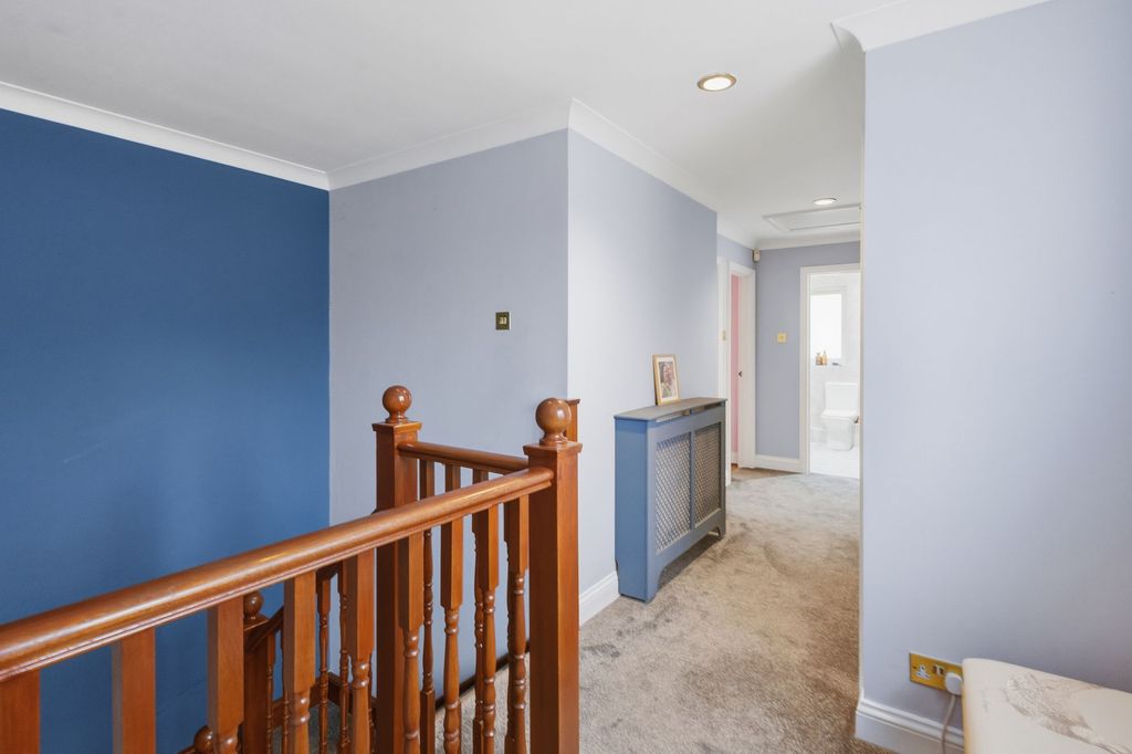 Additional image 13 of 5 bed detached house for saleWellfield Road, Folkestone CT20