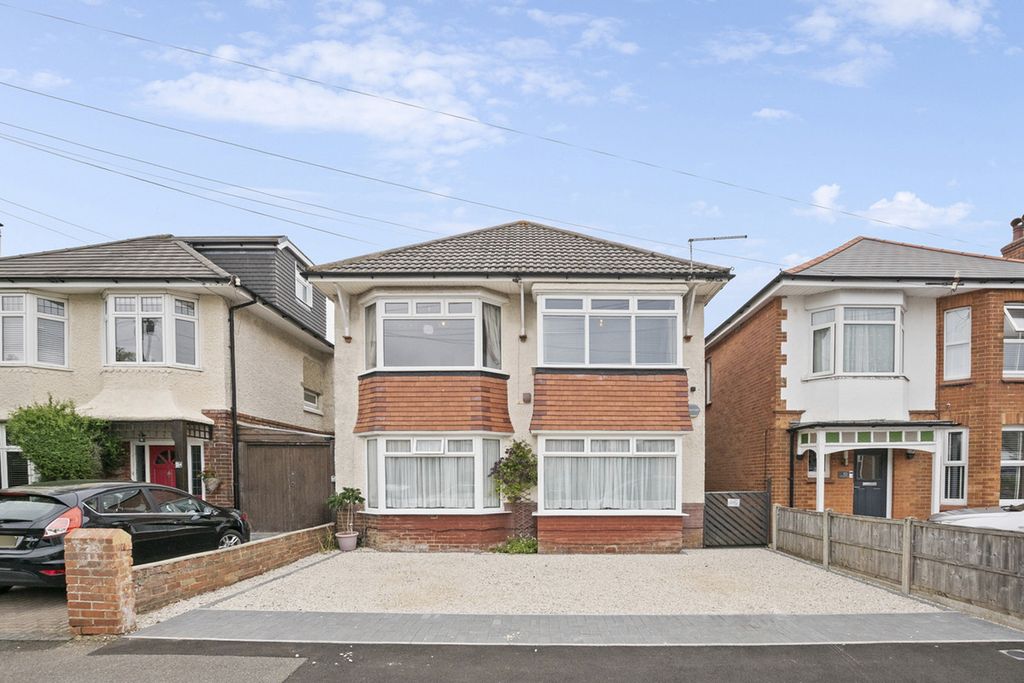 Property photo 1 of 10