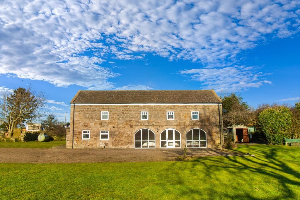 Property photo 1 of 9 Front Exterior