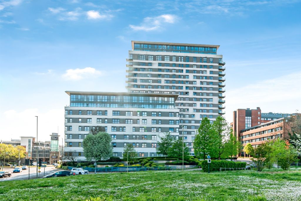 Property photo 1 of 12