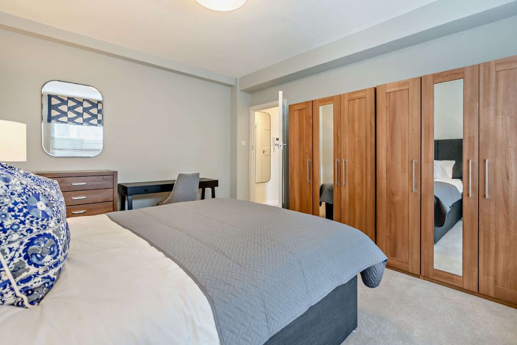 Property photo 3 of 13 2473574