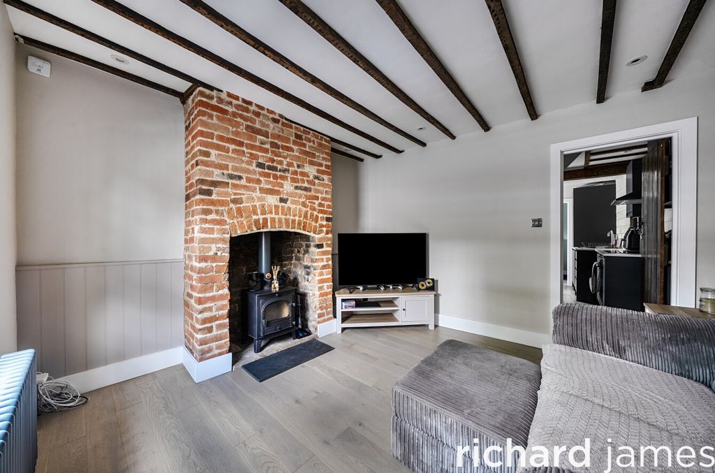 Property photo 2 of 11 6A8172087A794Bdea0299d0ba6498Bbb