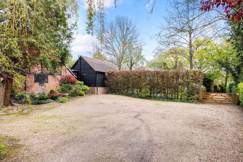 Additional image 17 of 3 bed end terrace house for saleEast Grinstead Road, Lingfield RH7