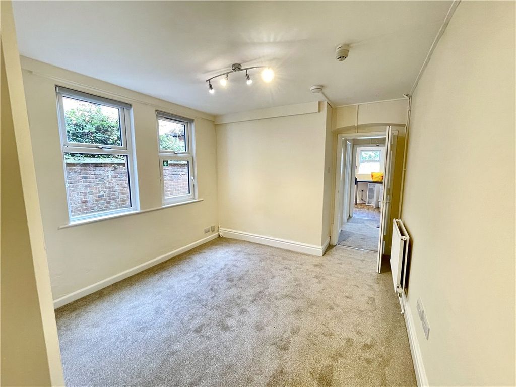 Property photo 2 of 7 Picture No. 02