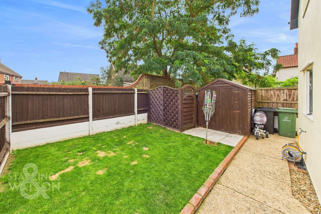 Property photo 3 of 18