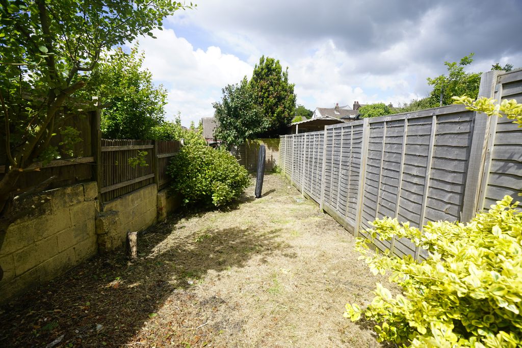 Property photo 2 of 8 Property