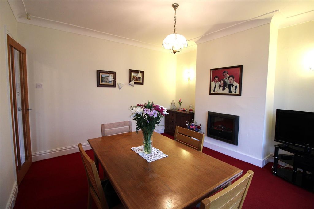 Property photo 3 of 17 Img_1067.Jpg