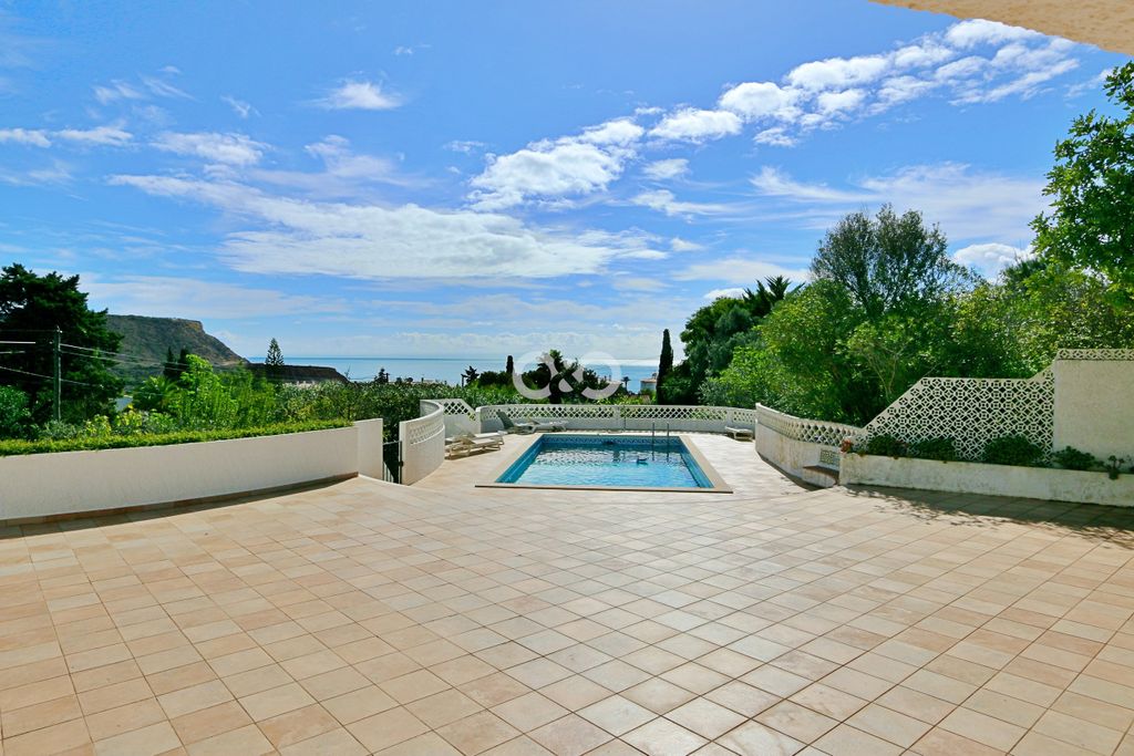 Property photo 1 of 29