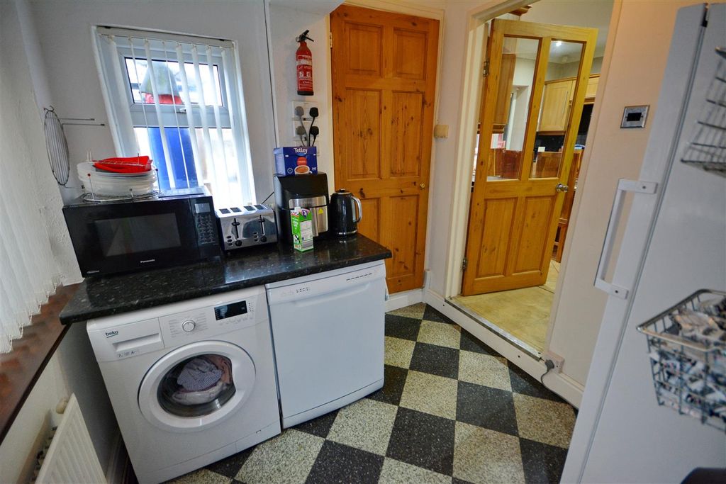 Additional image 17 of 4 bed detached bungalow for saleMorfa Bychan, Porthmadog, Gwynedd LL49
