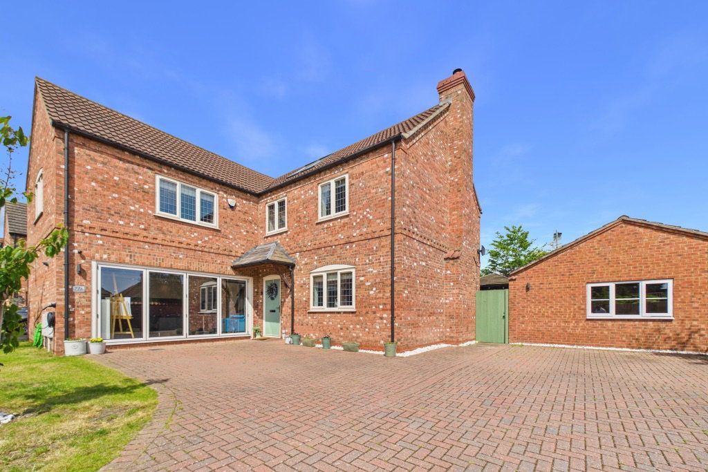 Property photo 1 of 41