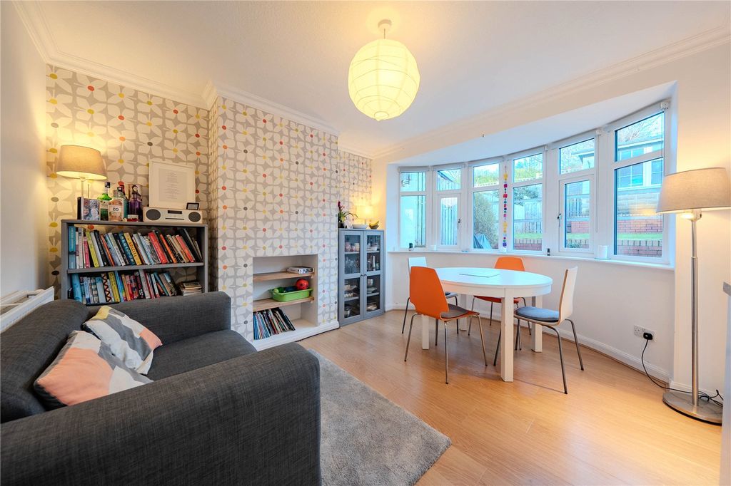 Property photo 3 of 17 Picture No. 20