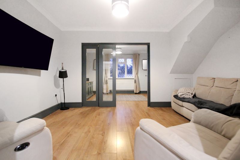 Property photo 2 of 13 Photo 8