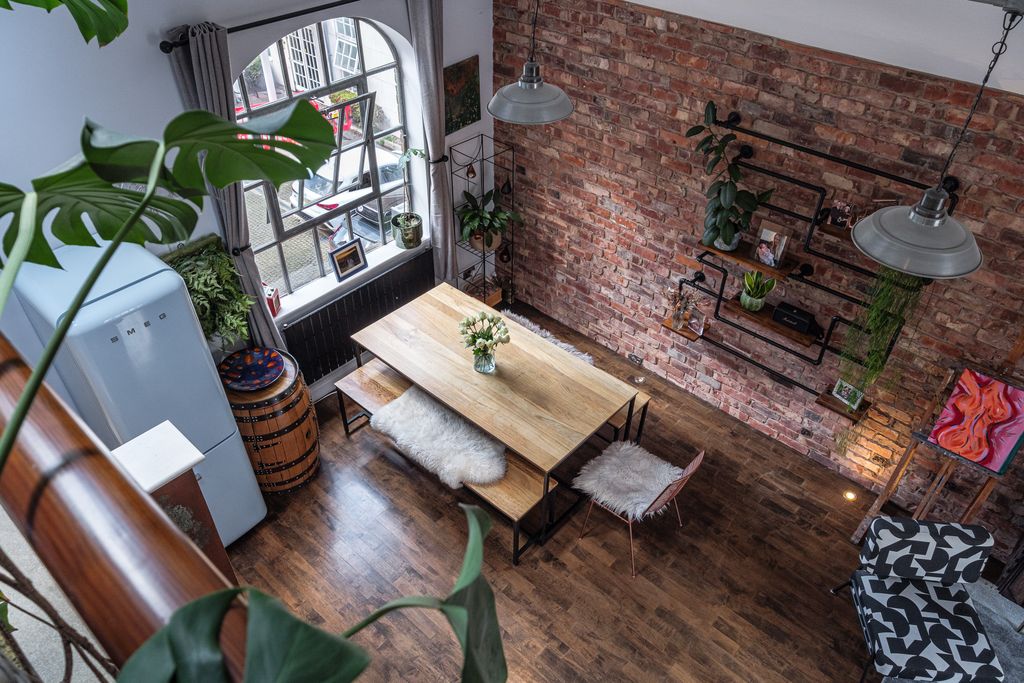 Property photo 3 of 31 Hannover-Place-1 (20).Jpg